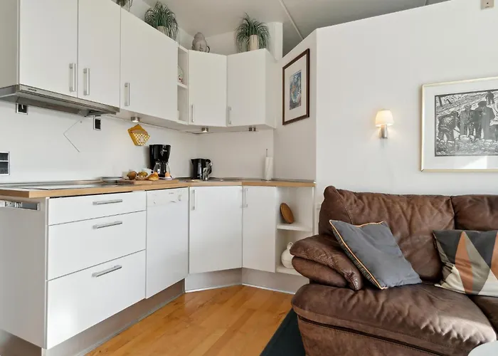 2 Bedroom Amazing In Apartamento